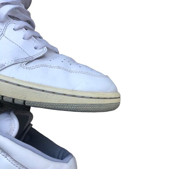 2016 Nike Air Jordan 1 Mid White Wolf Grey Size 13 - Picture 4 of 14